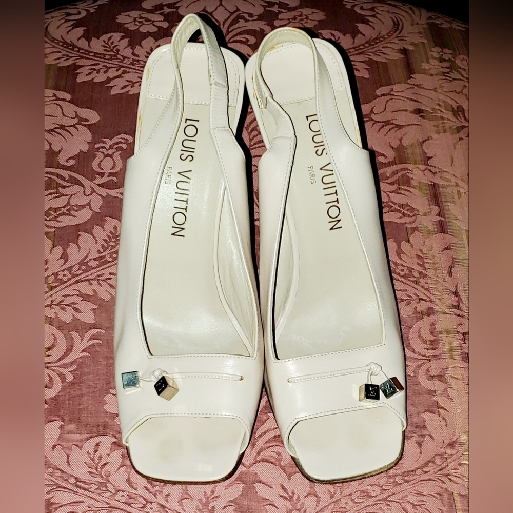Louis Vuitton Women's Cream Leather Slingback Pumps 8 1/2 M - Picture 15 of 16